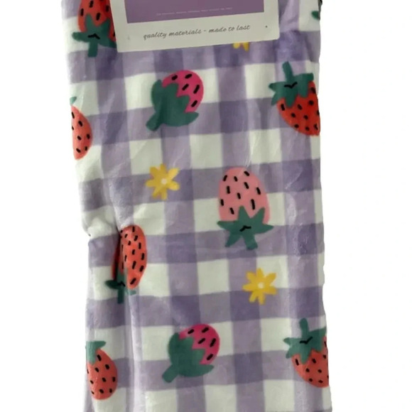 Envogue Essentials Super Soft Oversized Throw 60 IN X 70 IN NWT - Picture 2 of 4